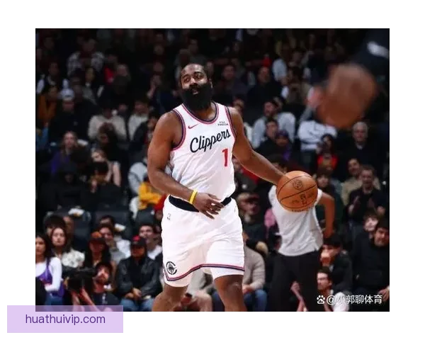 哈登连续两场14助攻书写骑士新纪录莫布利狂砍34分17篮板创赛季最佳